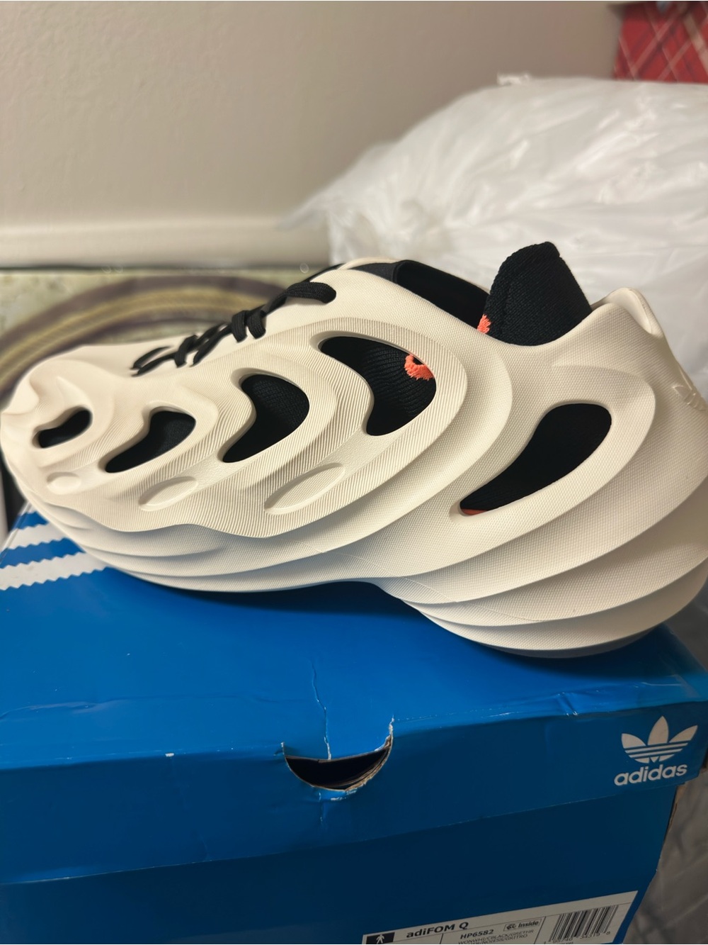 adidas adiFOM Q Box Label in Blue and White
